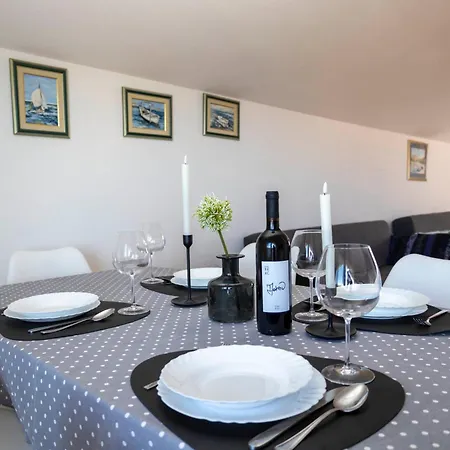 Jaksic - Zile Appartement Supetar