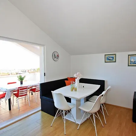 Jaksic - Zile Apartment *