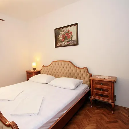 Apartment Jaksic - Zile Supetar